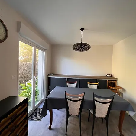 Maison 3 Avec Jardin Et Parking Proche Plage Tanchet Et Casino - Fr-1-197-564 *