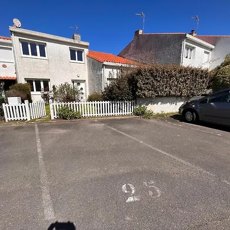 Maison 3 Avec Jardin Et Parking Proche Plage Tanchet Et Casino - Fr-1-197-564 Casa de Férias *
